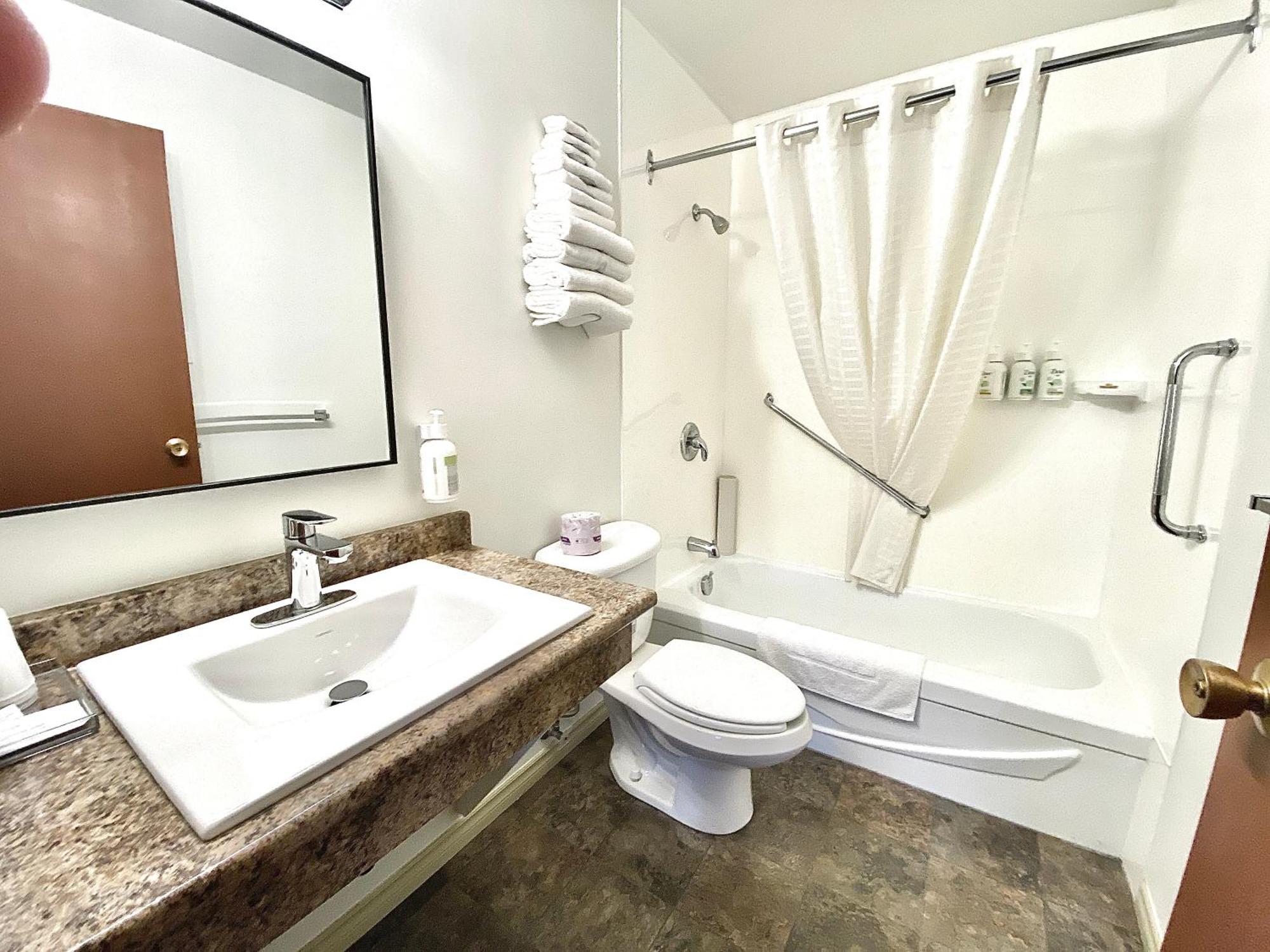 Arbutus Grove Motel พาร์คสวิลล์ ภายนอก รูปภาพ